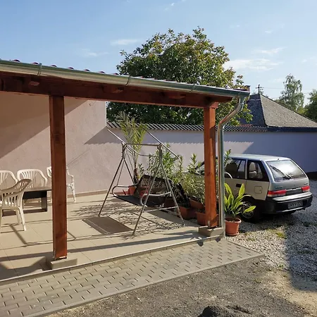 Habitación en casa particular 4fenyő Magánszállás *