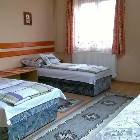 4fenyő Magánszállás * Nagyatád
