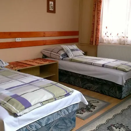 4fenyő Magánszállás