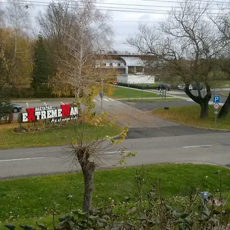 4fenyo Maganszallas * Nagyatad